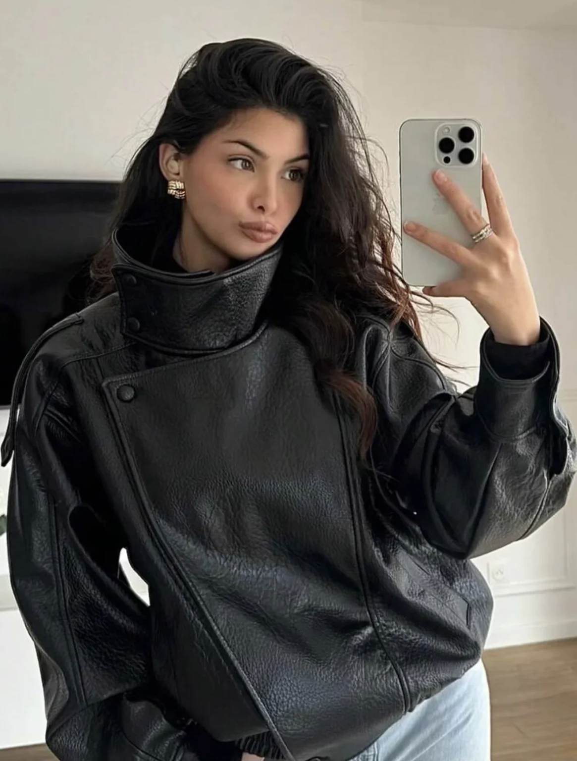 Featured image for Viral Jacket, women’s, medium, black