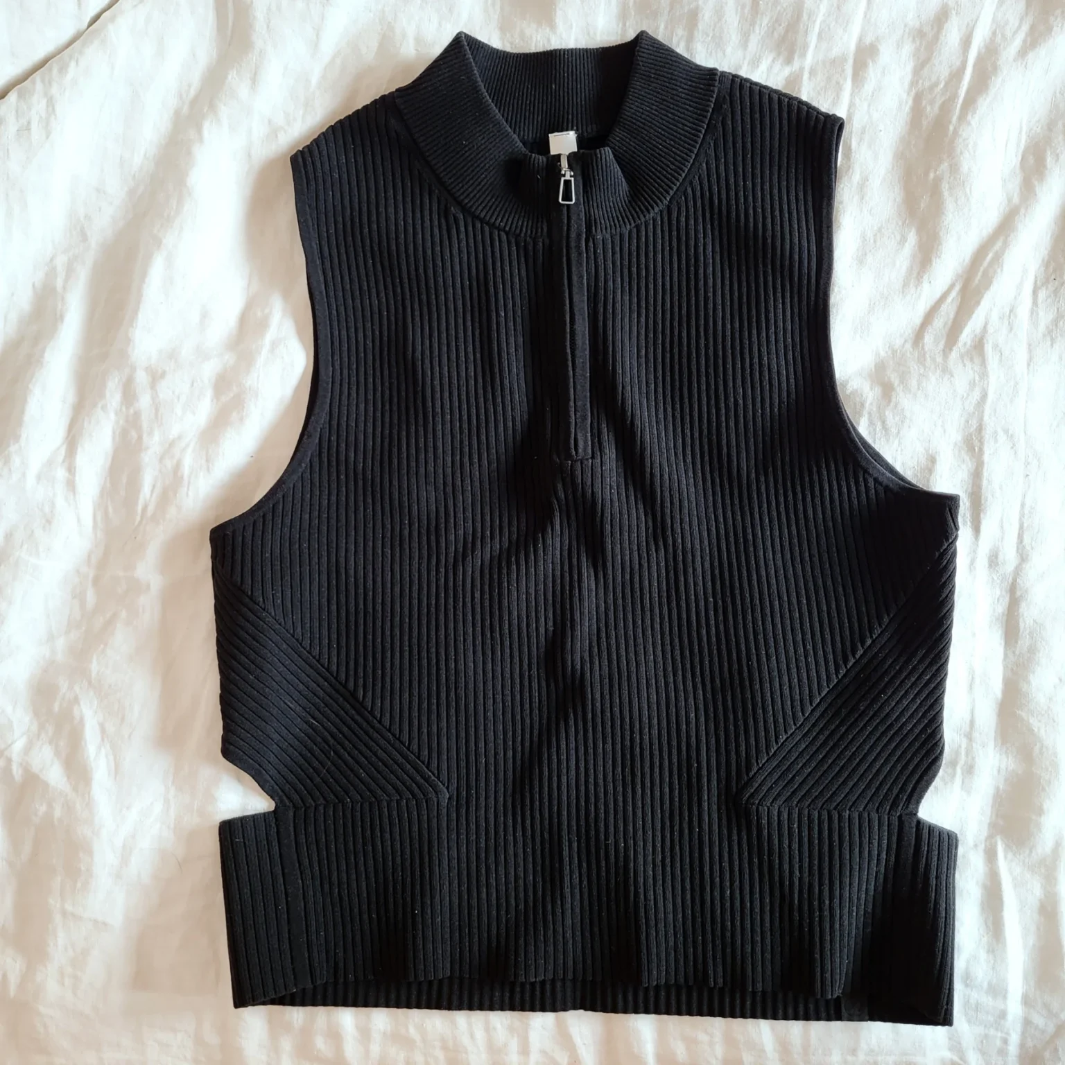 Image for Lululemon Black Top‎ Open Back Half-Zip Ribbed Stretch