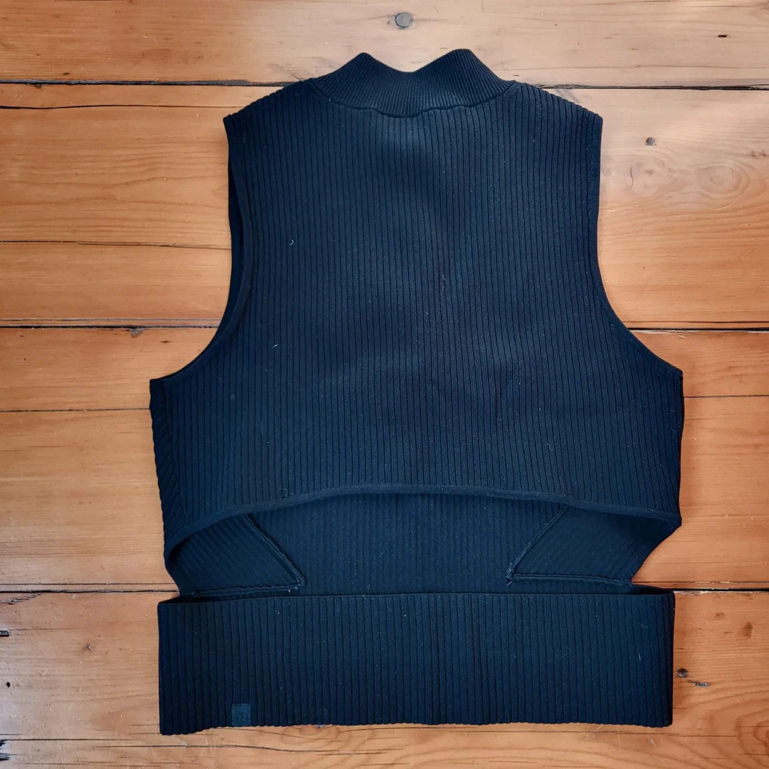 Image for Lululemon Black Top‎ Open Back Half-Zip Ribbed Stretch