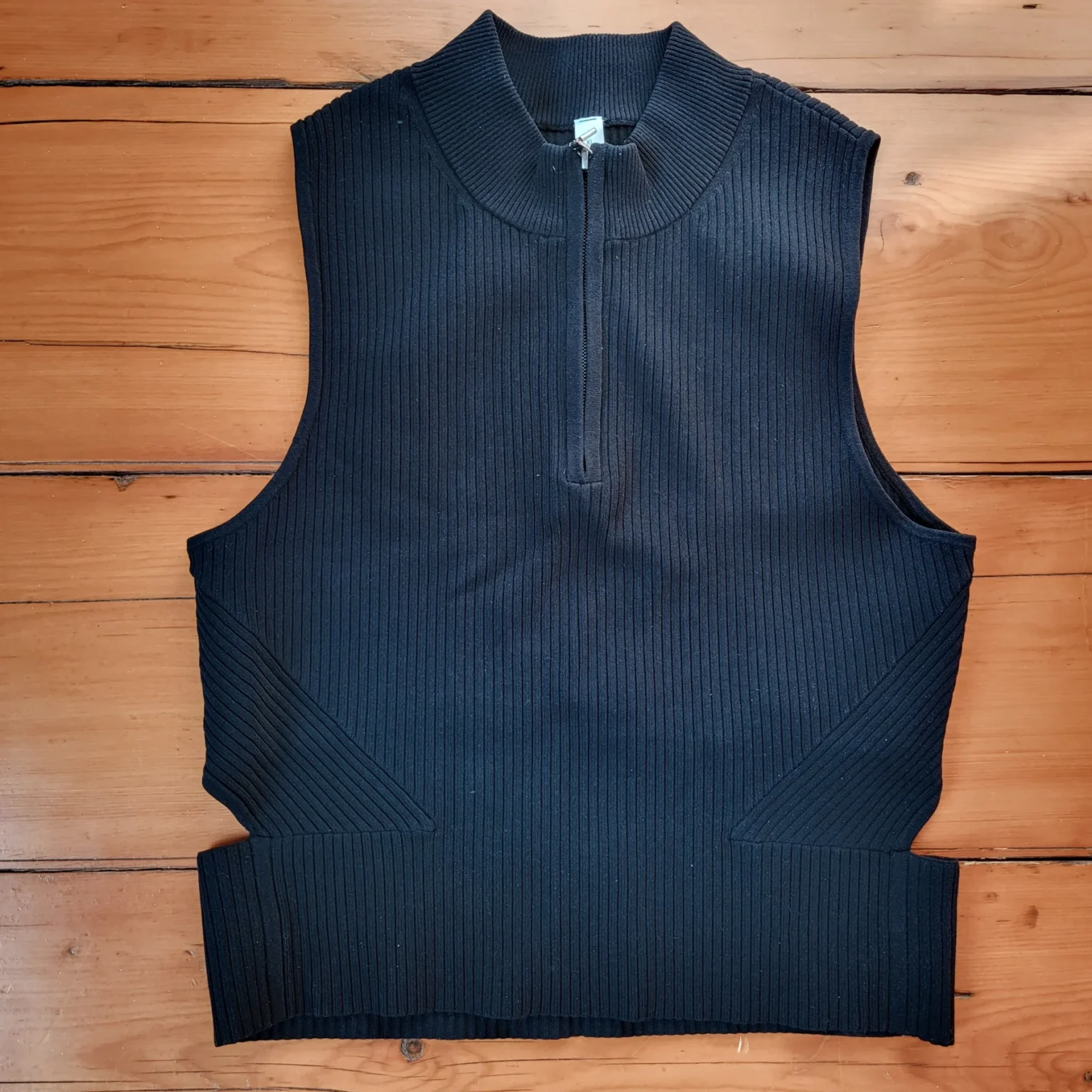 Image for Lululemon Black Top‎ Open Back Half-Zip Ribbed Stretch