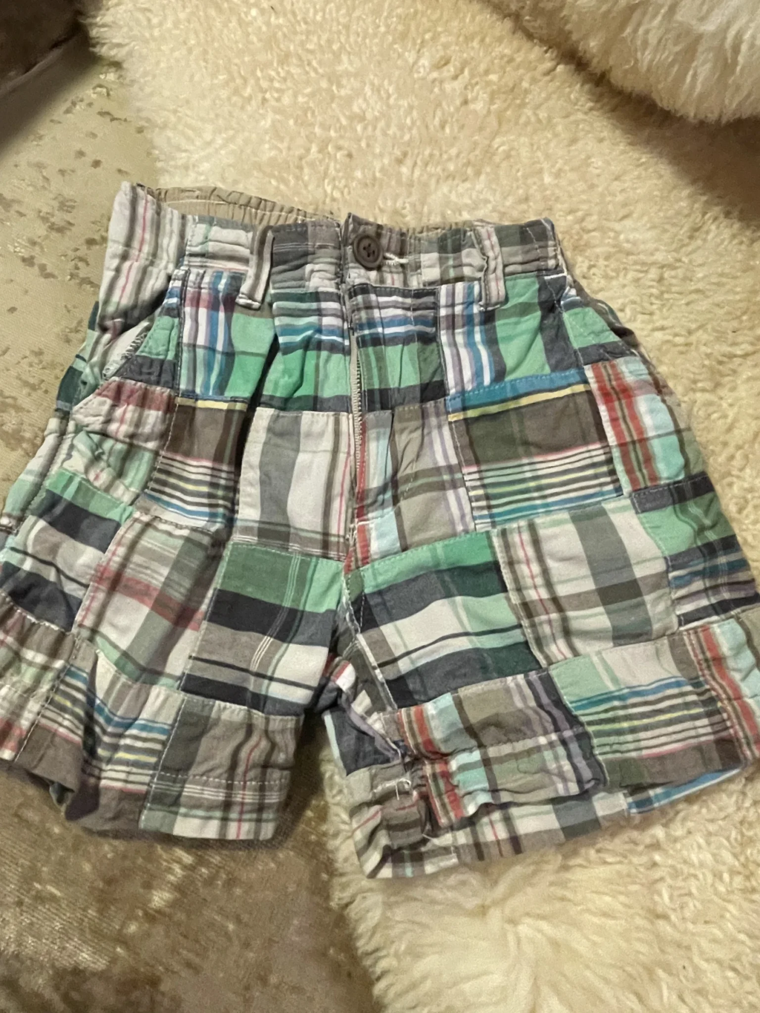 Featured image for Unisex Bermuda shorts, size 18 months