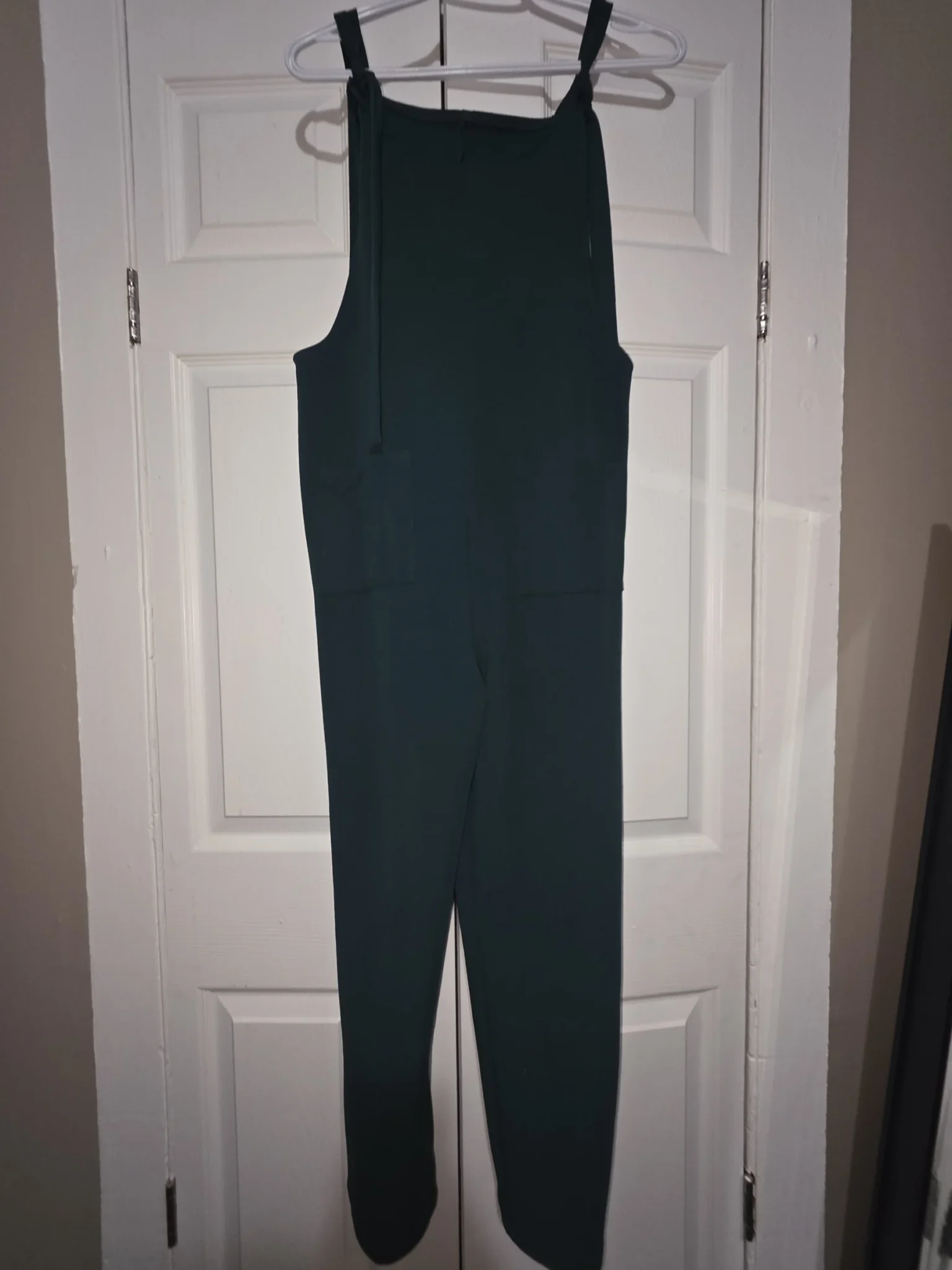 Image for ​Effortless & Chic: Forest Green Pocket Jumpsuit