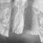 Thumbnail for Jupe longue et large, blanche, volant à dentelle - VINTAGE
