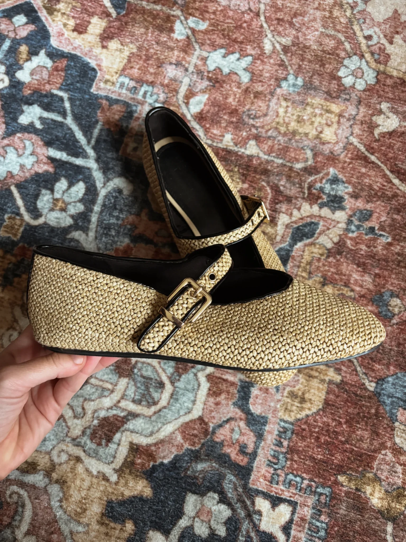 Featured image for Ballerines texturées en rotin et en faux cuir HM - Taille 9 (40)
