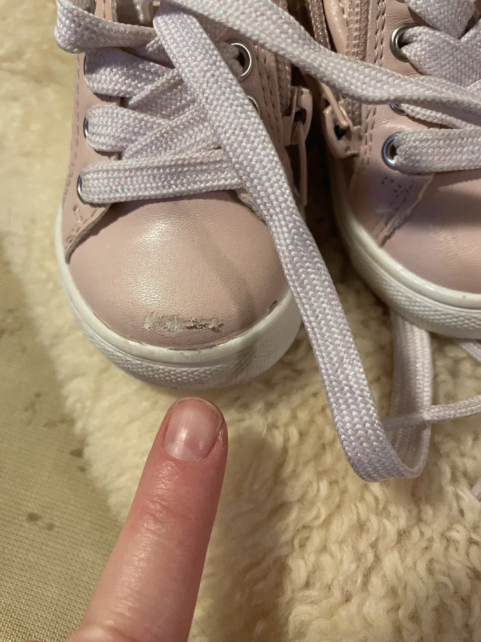 Image for Flat running shoes for babies with a side zip
