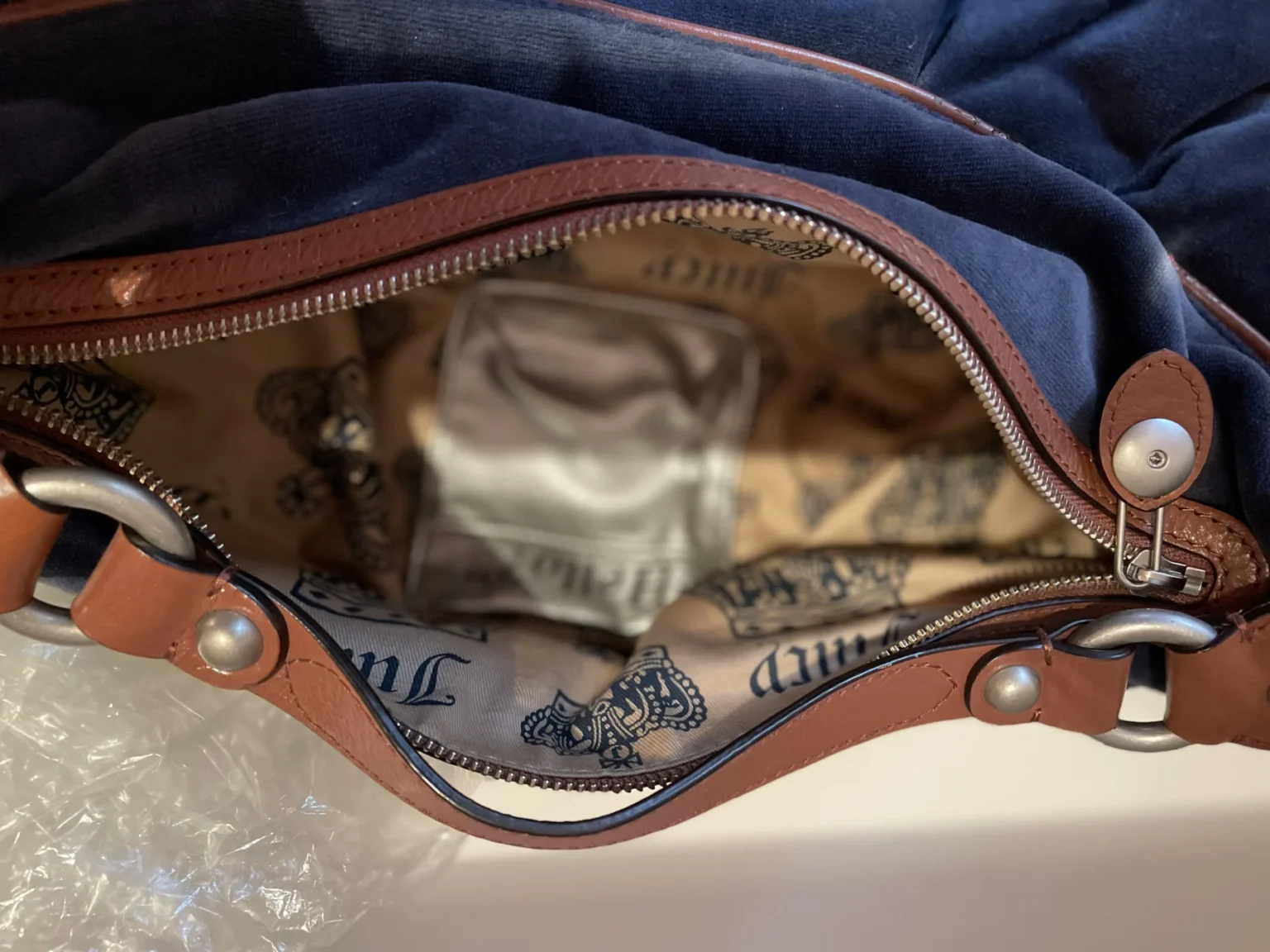Image for Sac à main en velours