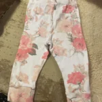 Thumbnail for Gap leggings with large flowers, sizes 12–18
