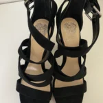 Thumbnail for Sandales Vince Camuto en suède noires