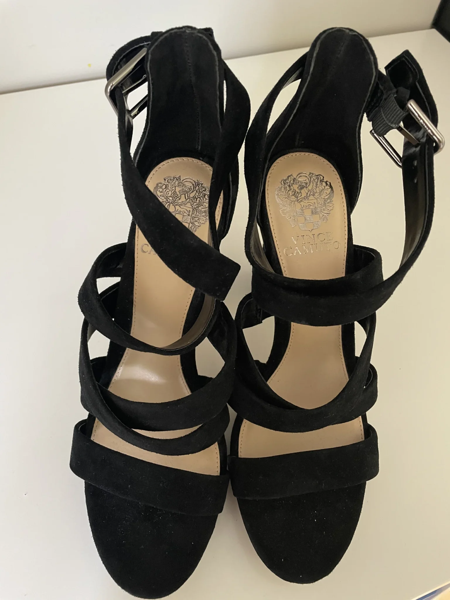 Image for Sandales Vince Camuto en suède noires