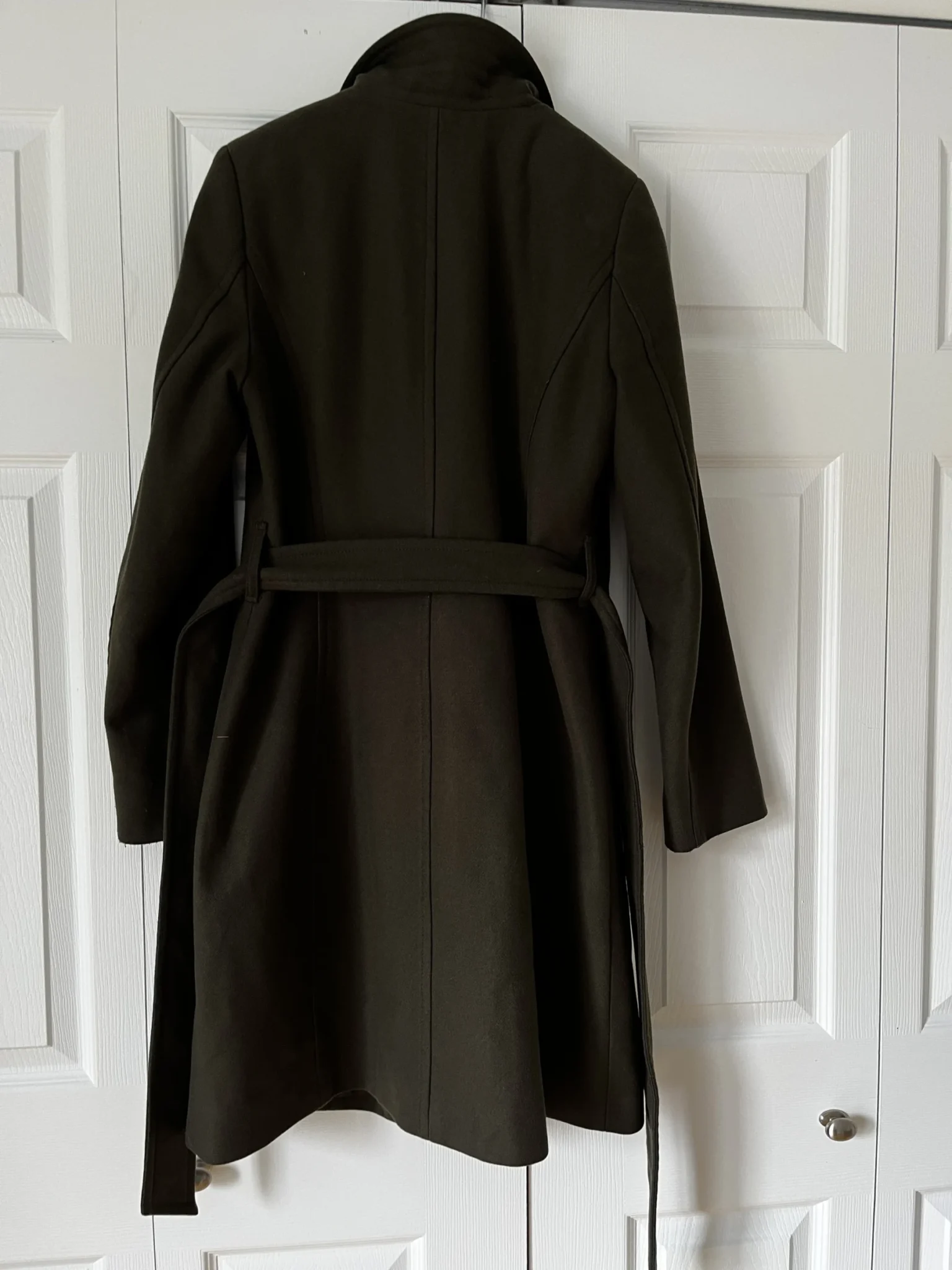 Image for Aritzia Babaton Atelier coat – Medium – Khaki green