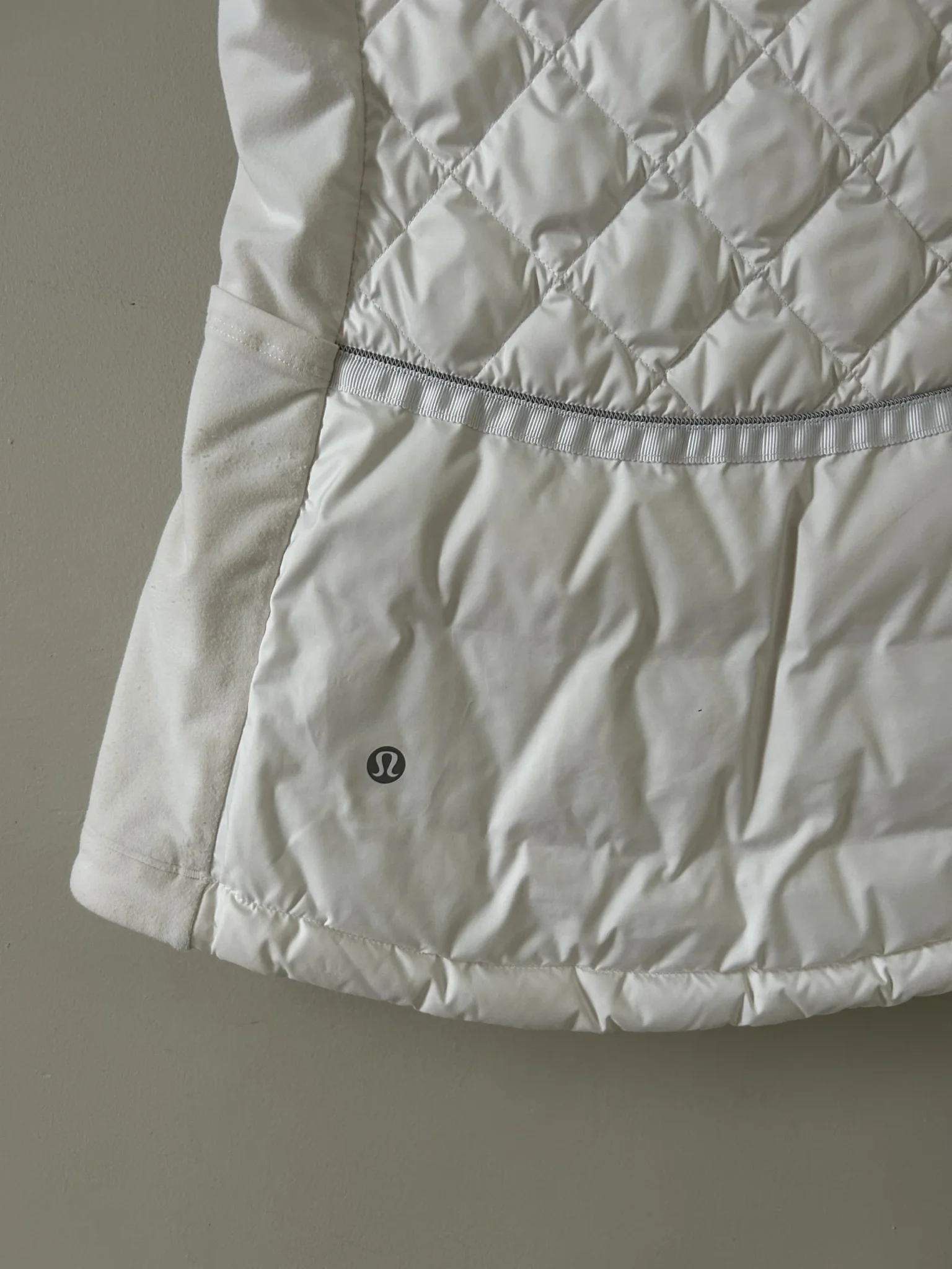 Image for Veste sans manches en duvet Lululemon – Taille 4 | Blanc