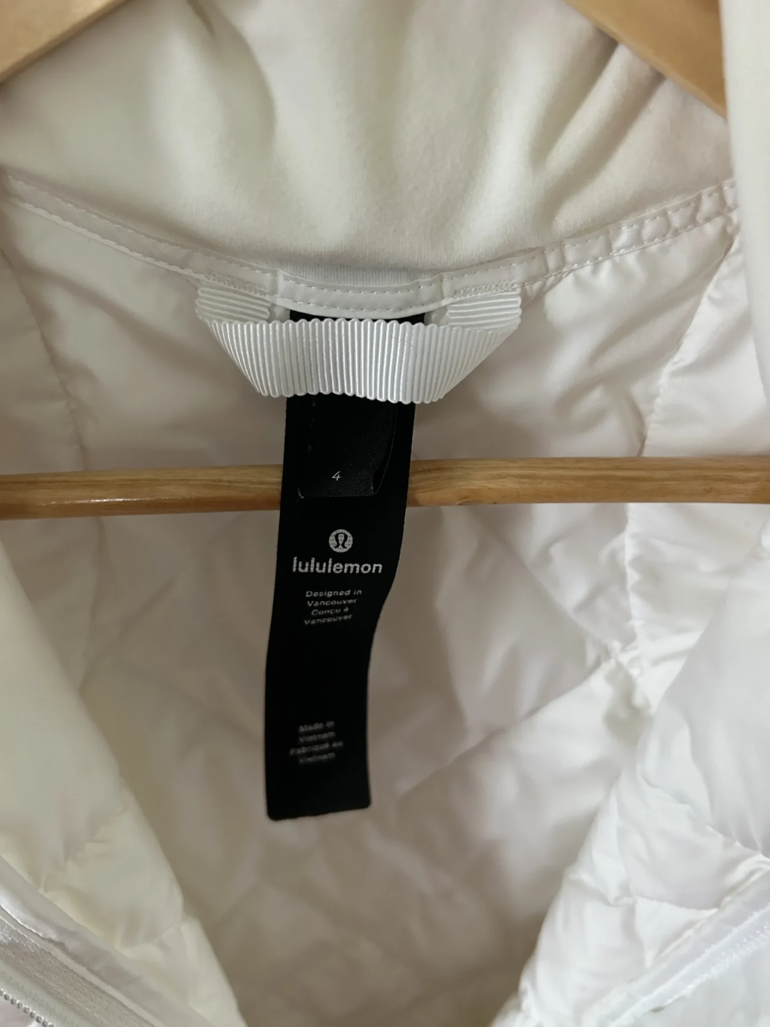 Image for Veste sans manches en duvet Lululemon – Taille 4 | Blanc