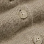 Thumbnail for Cardigan en cachemire - Aritzia | Nomad taupe XS
