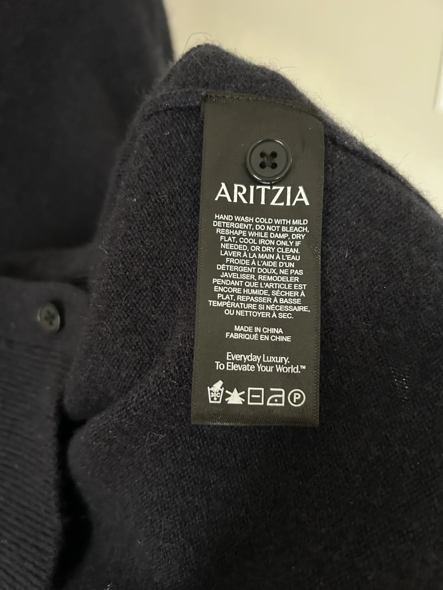 Image for Cardigan en cachemire - Aritzia | Marine XS