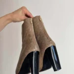 Thumbnail for Bottes vintage Y2K beige sable bout carré à fermeture éclair arrière