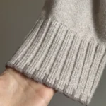 Thumbnail for Chandail en tricot à col montant côtelé beige Gap