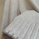 Thumbnail for Chandail en tricot à col montant côtelé beige Gap
