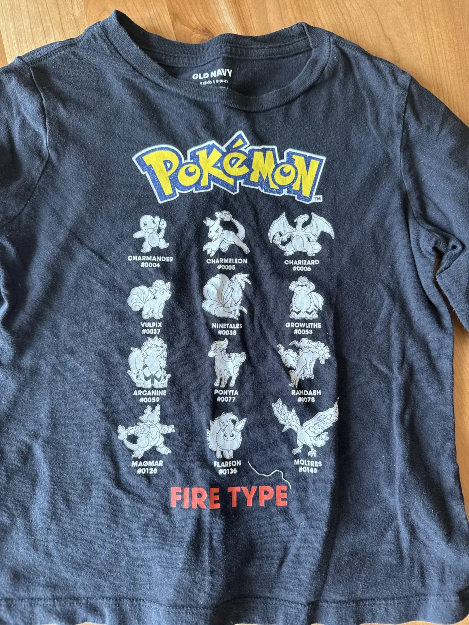 Image for Black Pokémon long-sleeved top