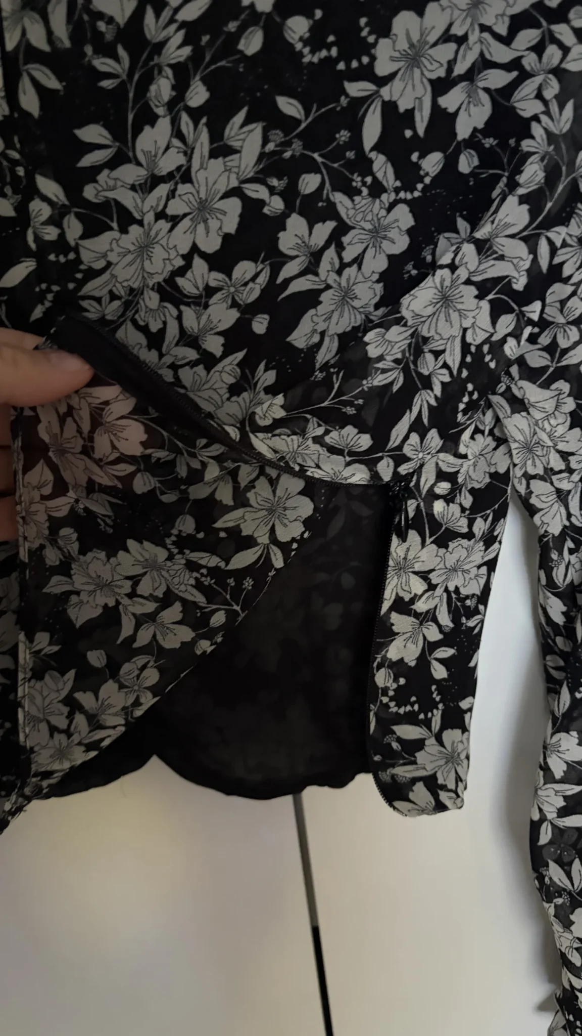 Image for Floral crop top