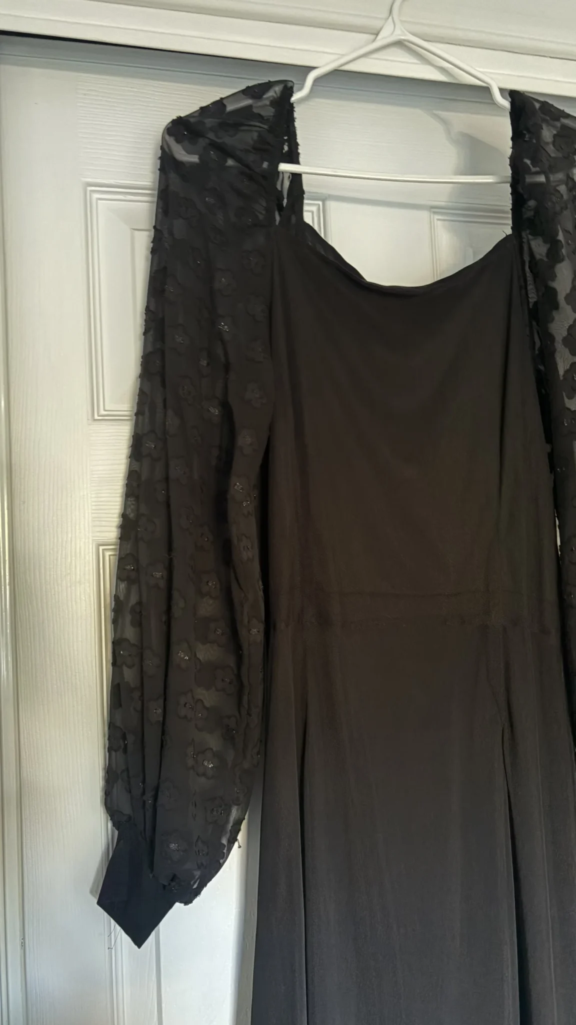 Featured image for Stylish maxi dress