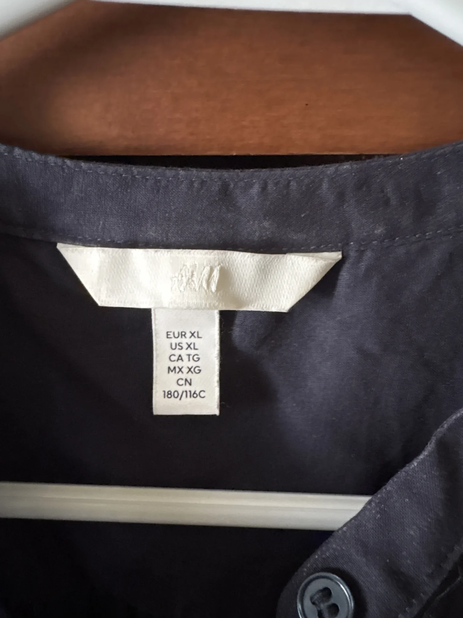 Image for Navy blue three-quarter-sleeve blouse