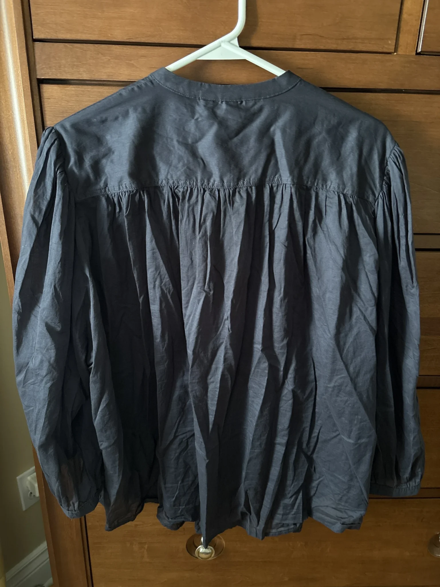 Image for Navy blue three-quarter-sleeve blouse