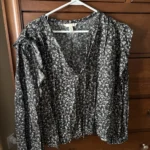 Featured thumbnail for Blouse fleurie