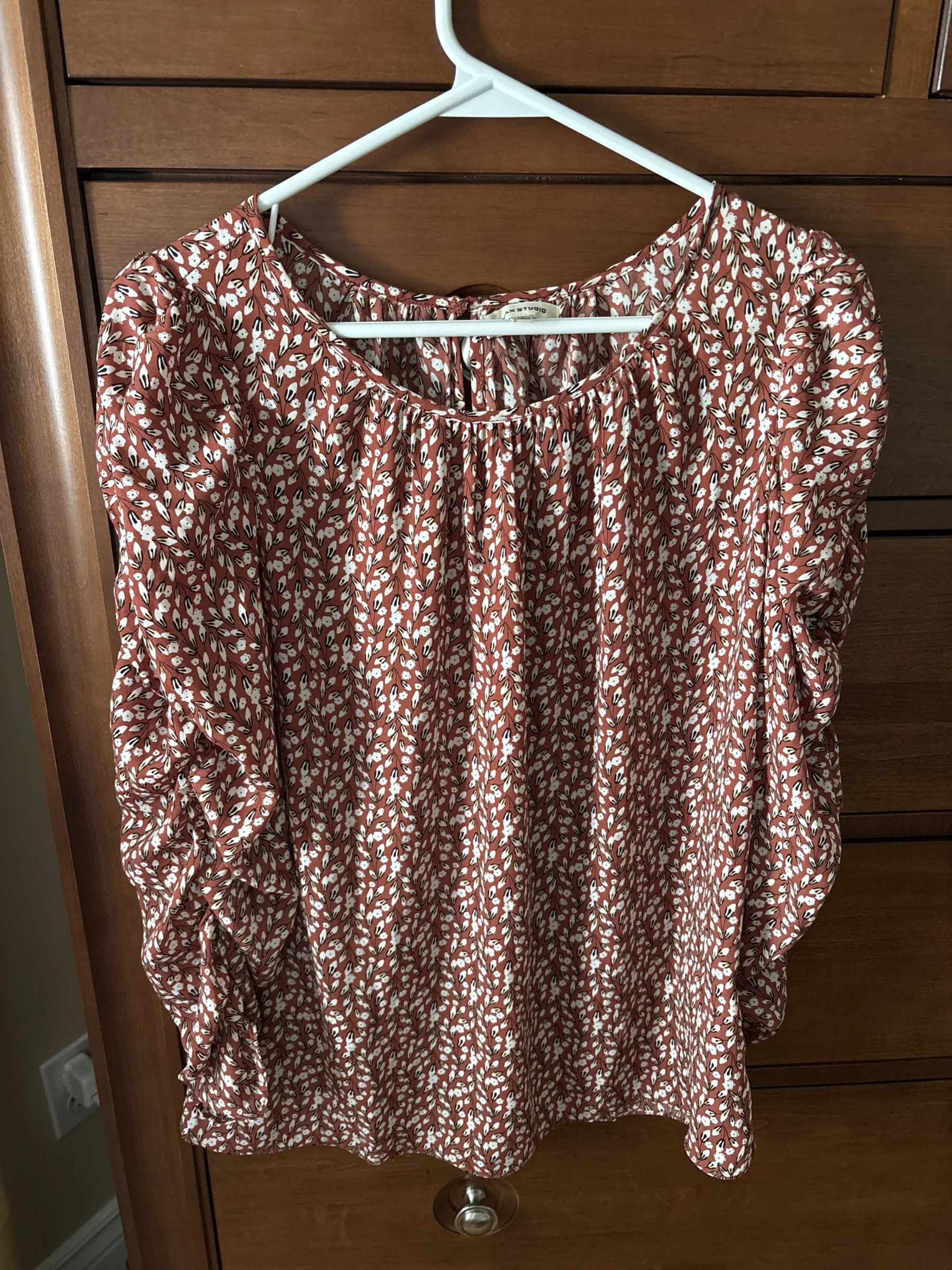 Blouse fleurie orange brûlé *Autre seconde main