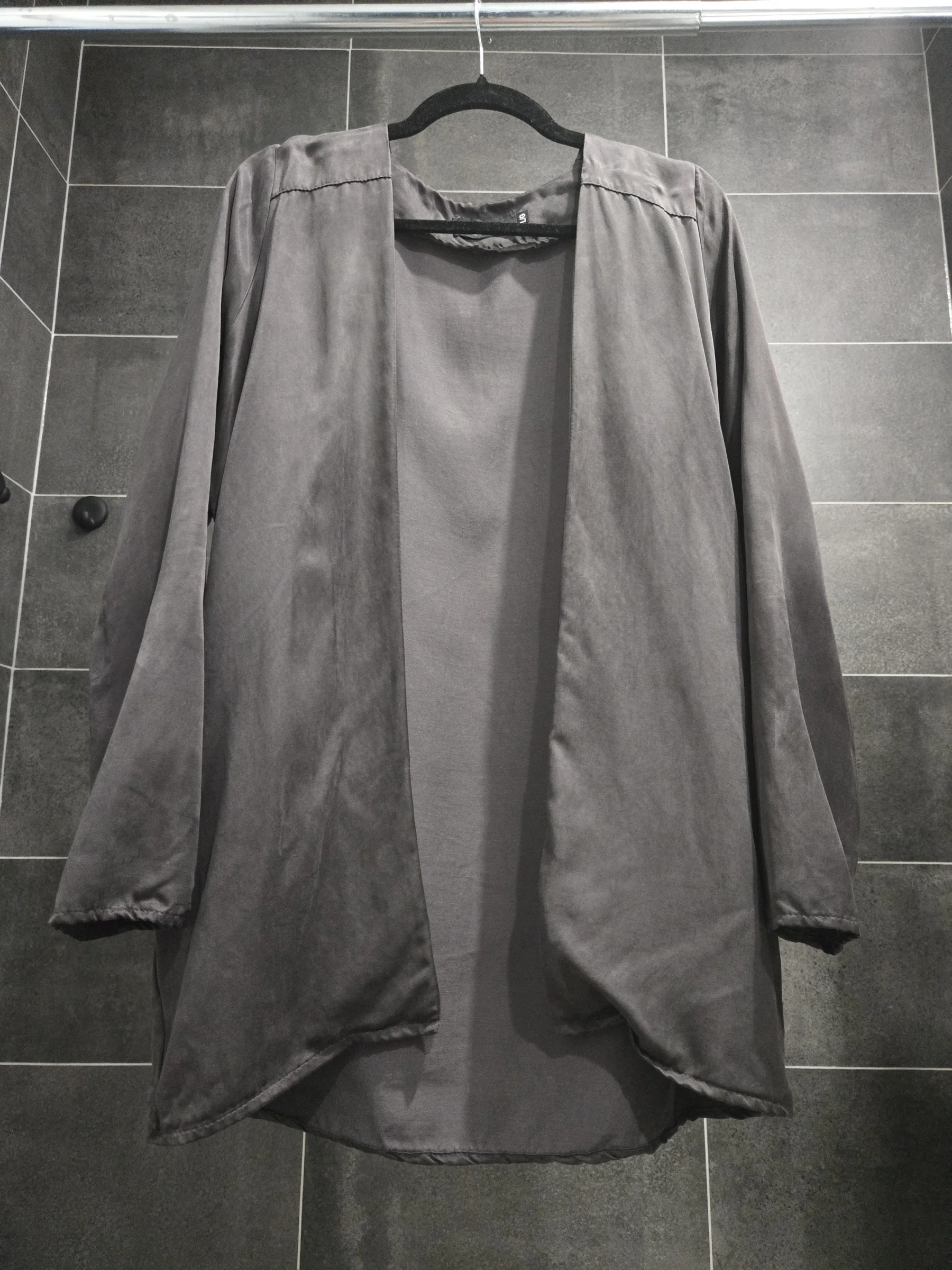 Louve Design grey open-front cardigan Louve Design seconde main