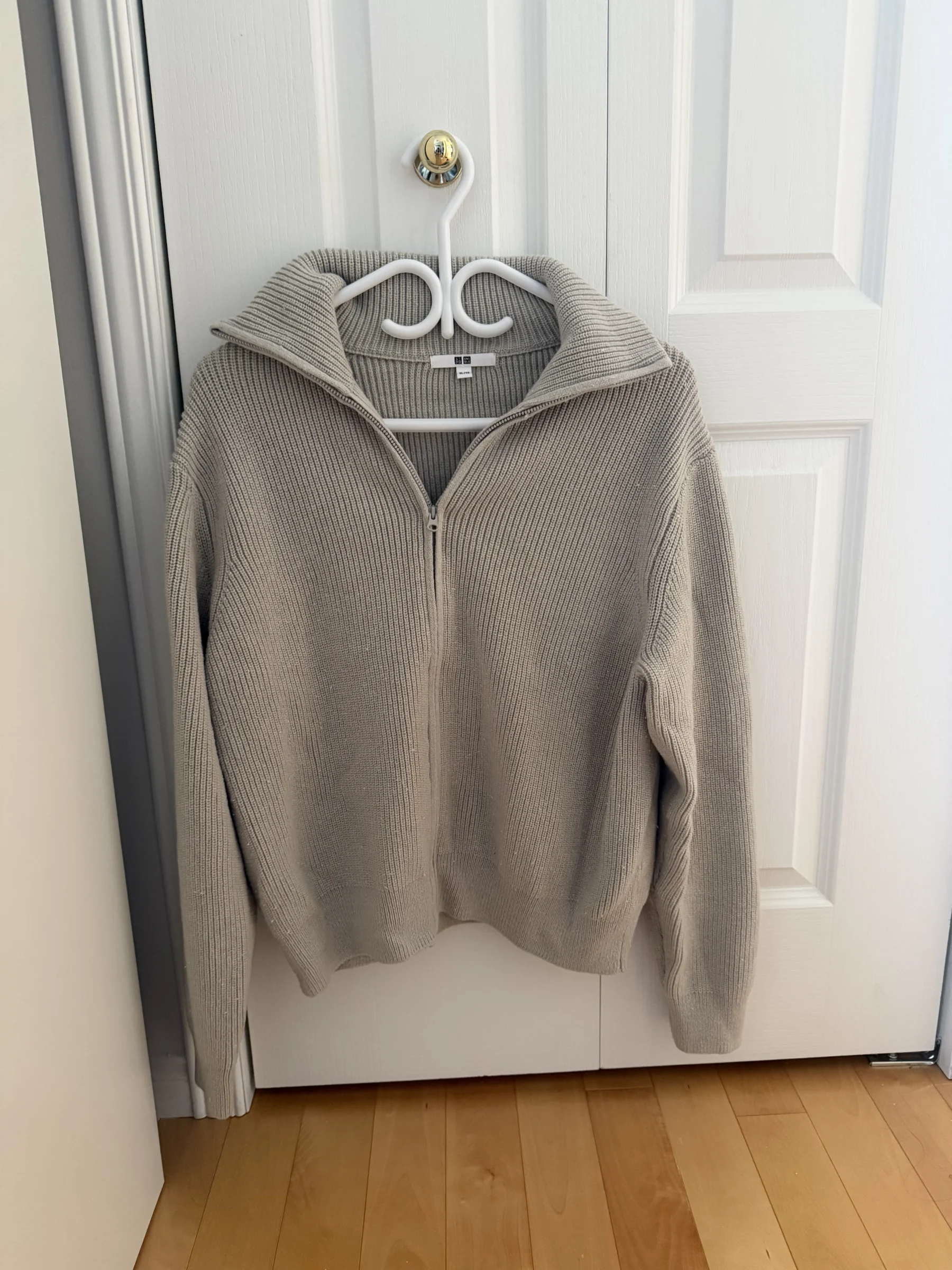 Oversized beige women’s jacket Uniqlo seconde main