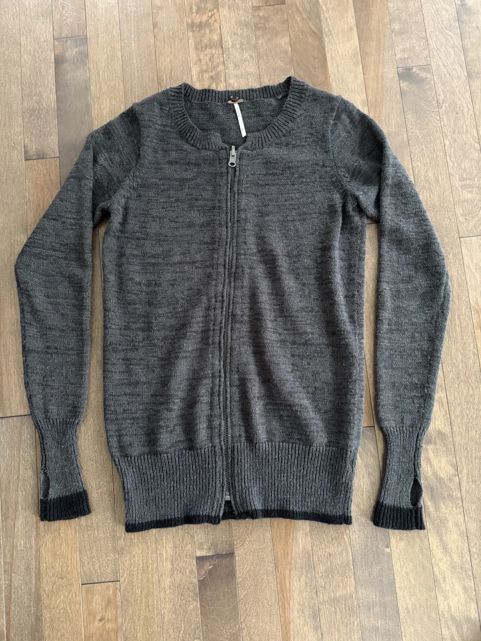 Featured image for Free People – Dark grey knitted jumper with zip (women’s, TP/XS)