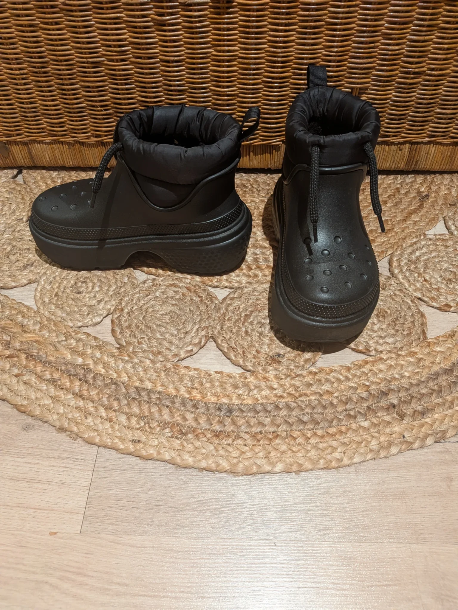 Image for 🖤 Bottes Crocs noire