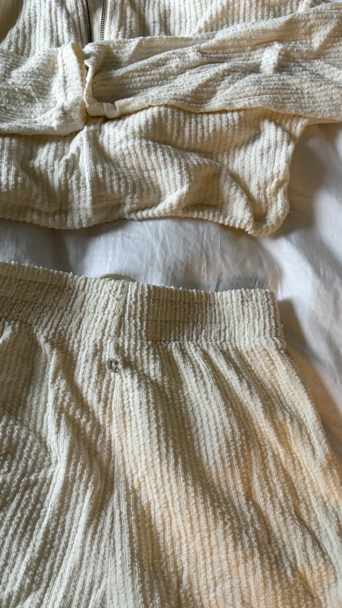Image for Ensemble cozy girl crush