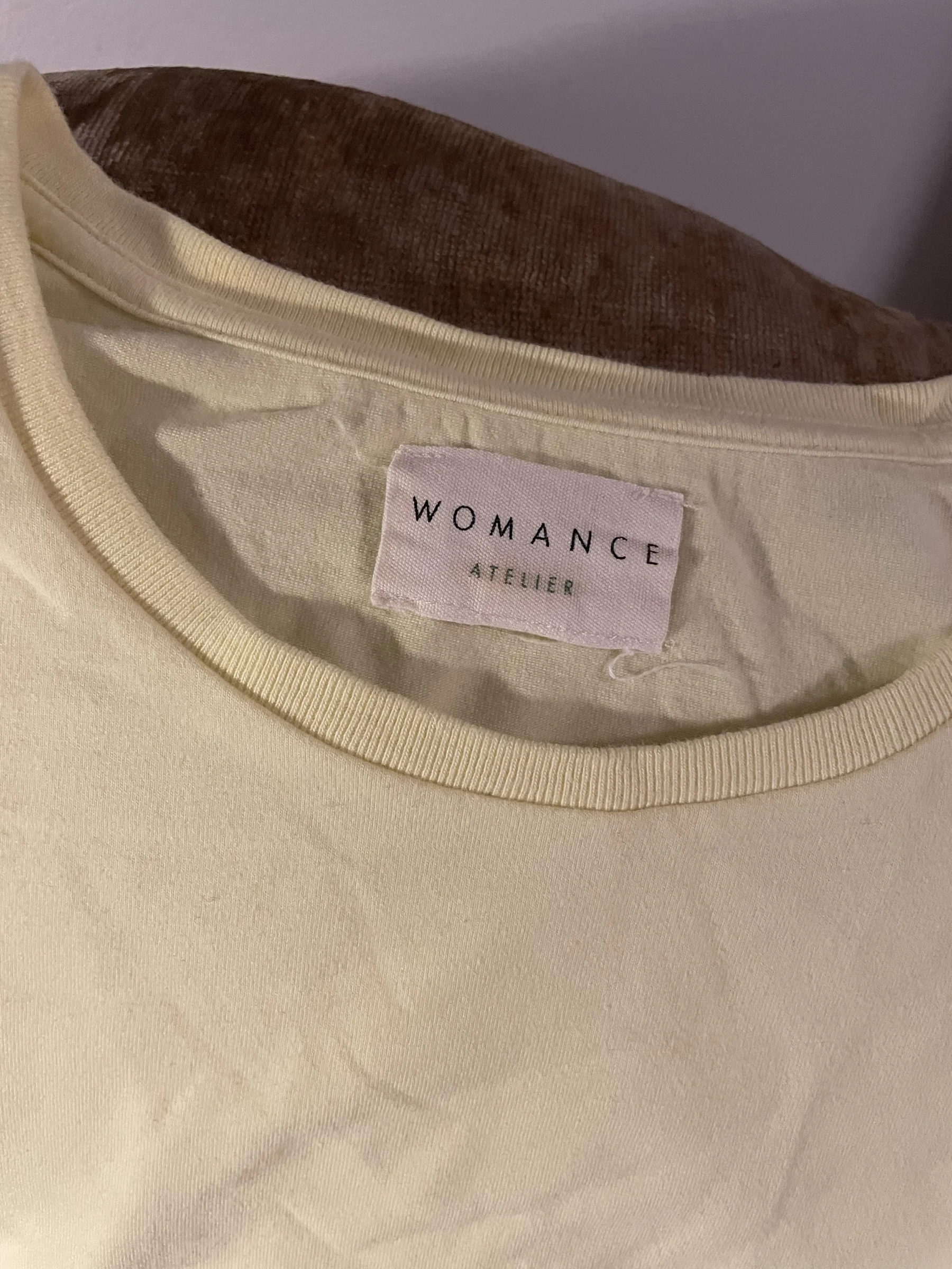 Womance crop T-shirt Womance seconde main