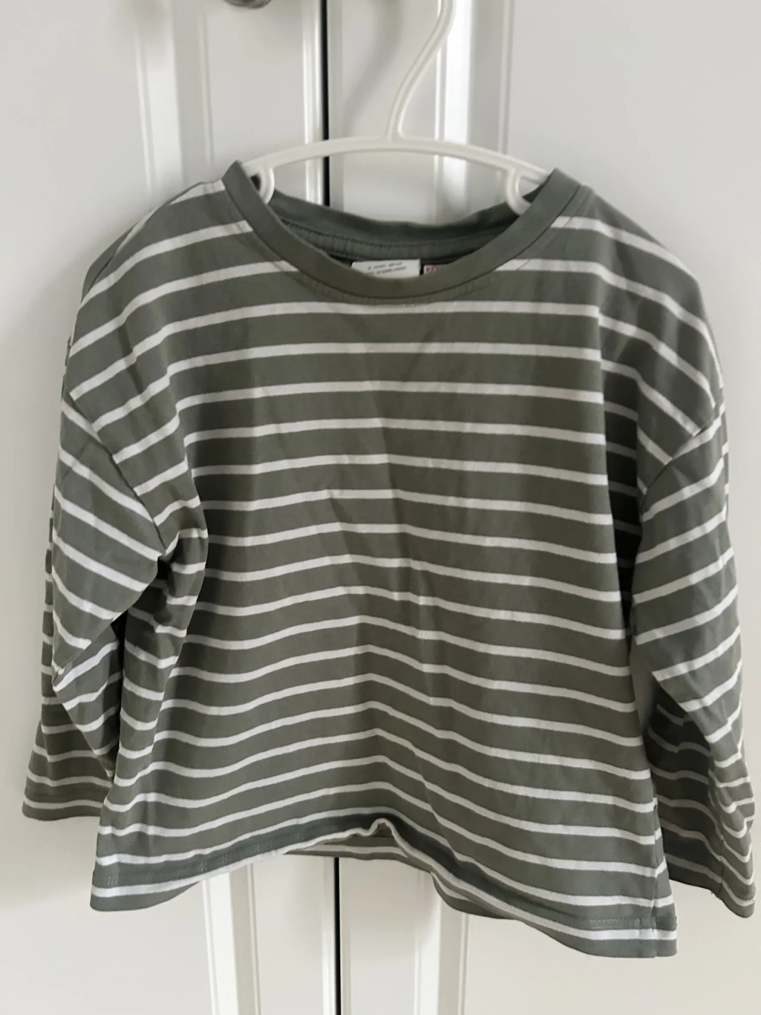Featured image for Jumper, Zara, age 3