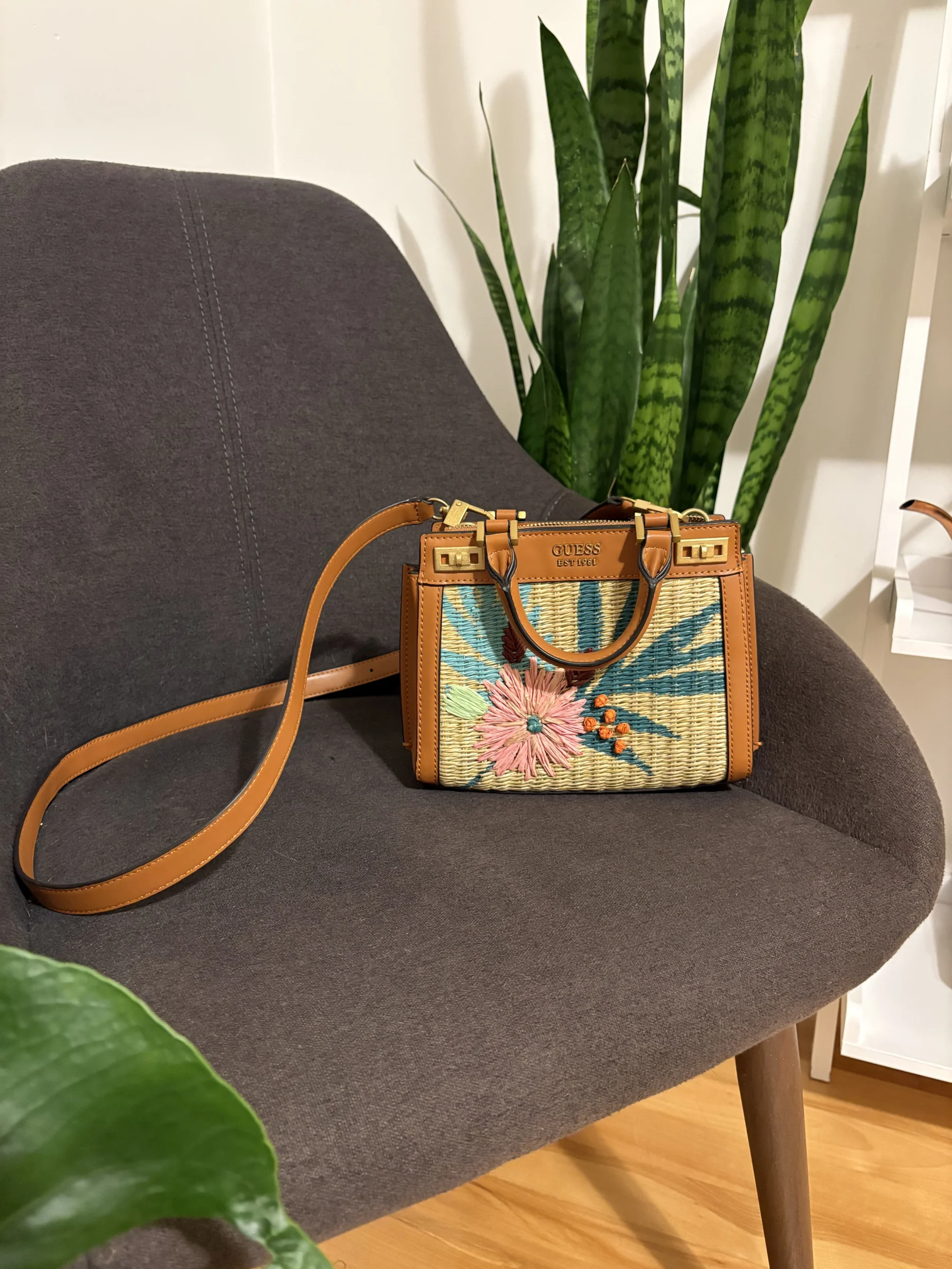 Guess handbag Guess seconde main