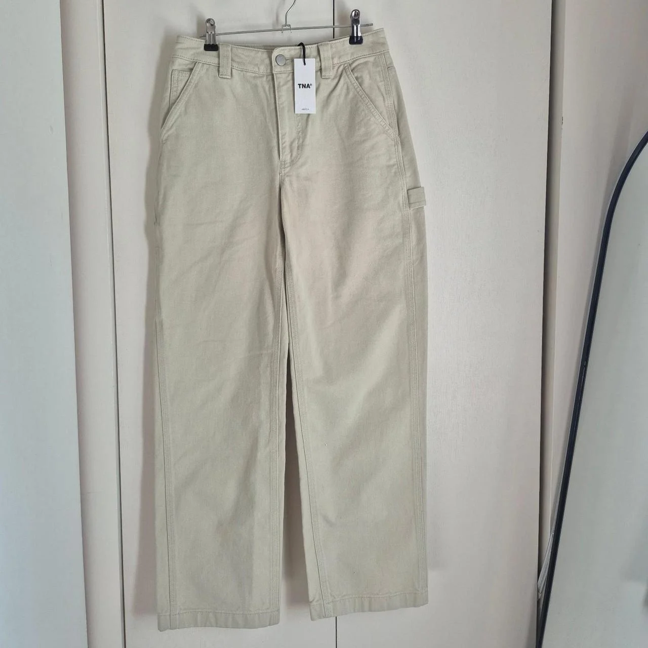 Aritzia TNA cargo jeans, size 0 Aritzia seconde main