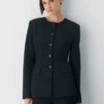Featured thumbnail for ARITZIA | Stunning luxury blazer | BRAND NEW | a sumptuous piece ✨
