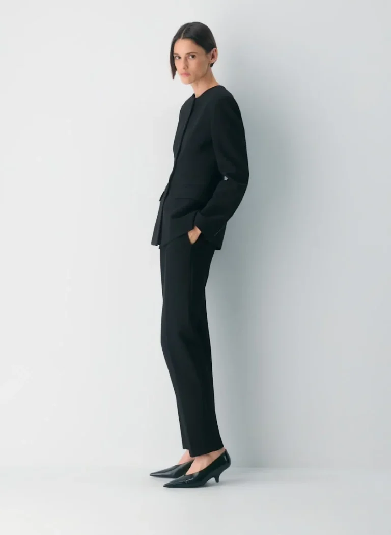 Image for ARITZIA | Stunning luxury blazer | BRAND NEW | a sumptuous piece ✨