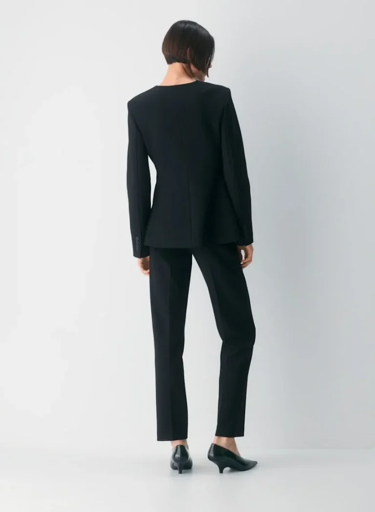 Image for ARITZIA | Stunning luxury blazer | BRAND NEW | a sumptuous piece ✨