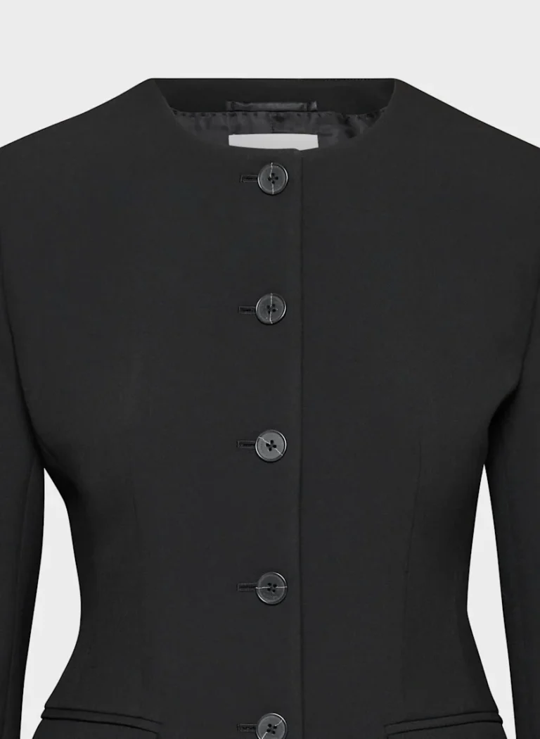 Image for ARITZIA | Stunning luxury blazer | BRAND NEW | a sumptuous piece ✨