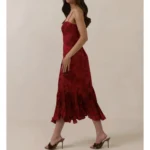Thumbnail for Elegant, floral midi dress