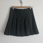Thumbnail for 🌷Olive mini-skirt – Aritzia