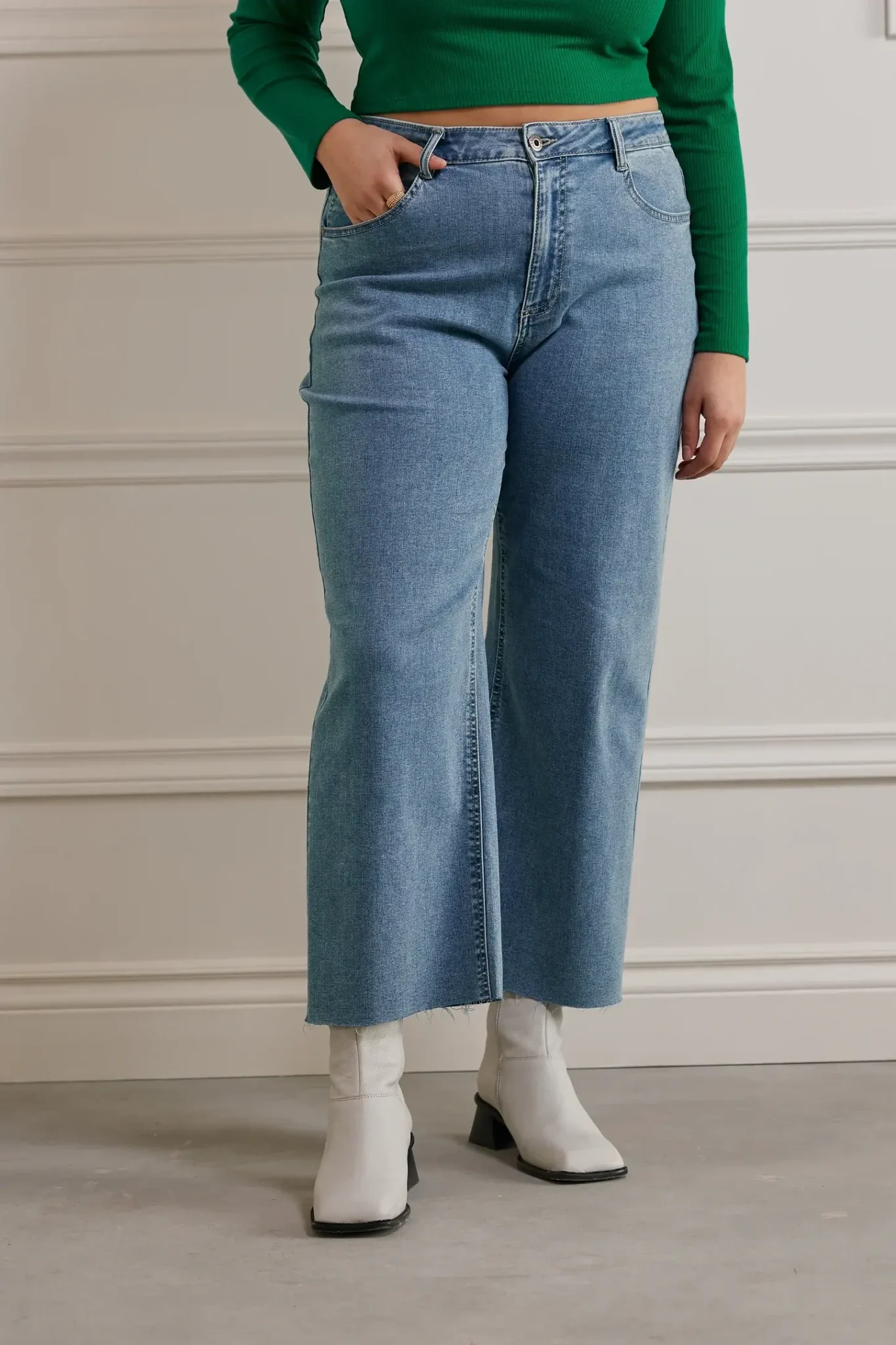 Image for Womance jeans