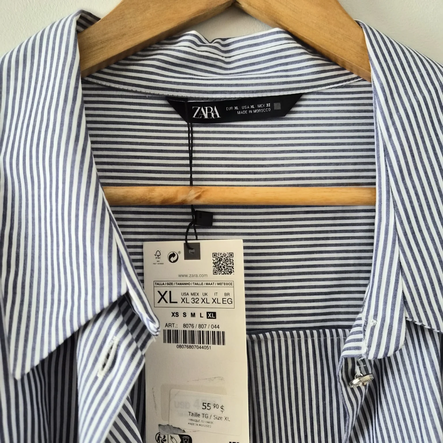 Image for Striped crop top with silver buttons
