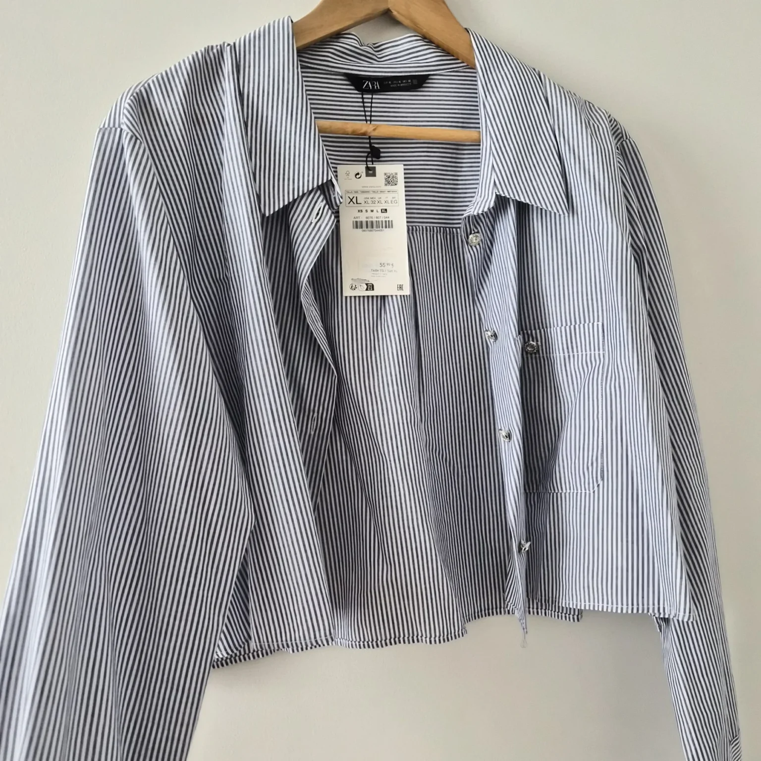 Image for Striped crop top with silver buttons