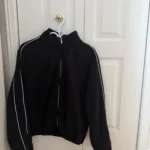 Thumbnail for Women’s oversized, loose-fitting jacket