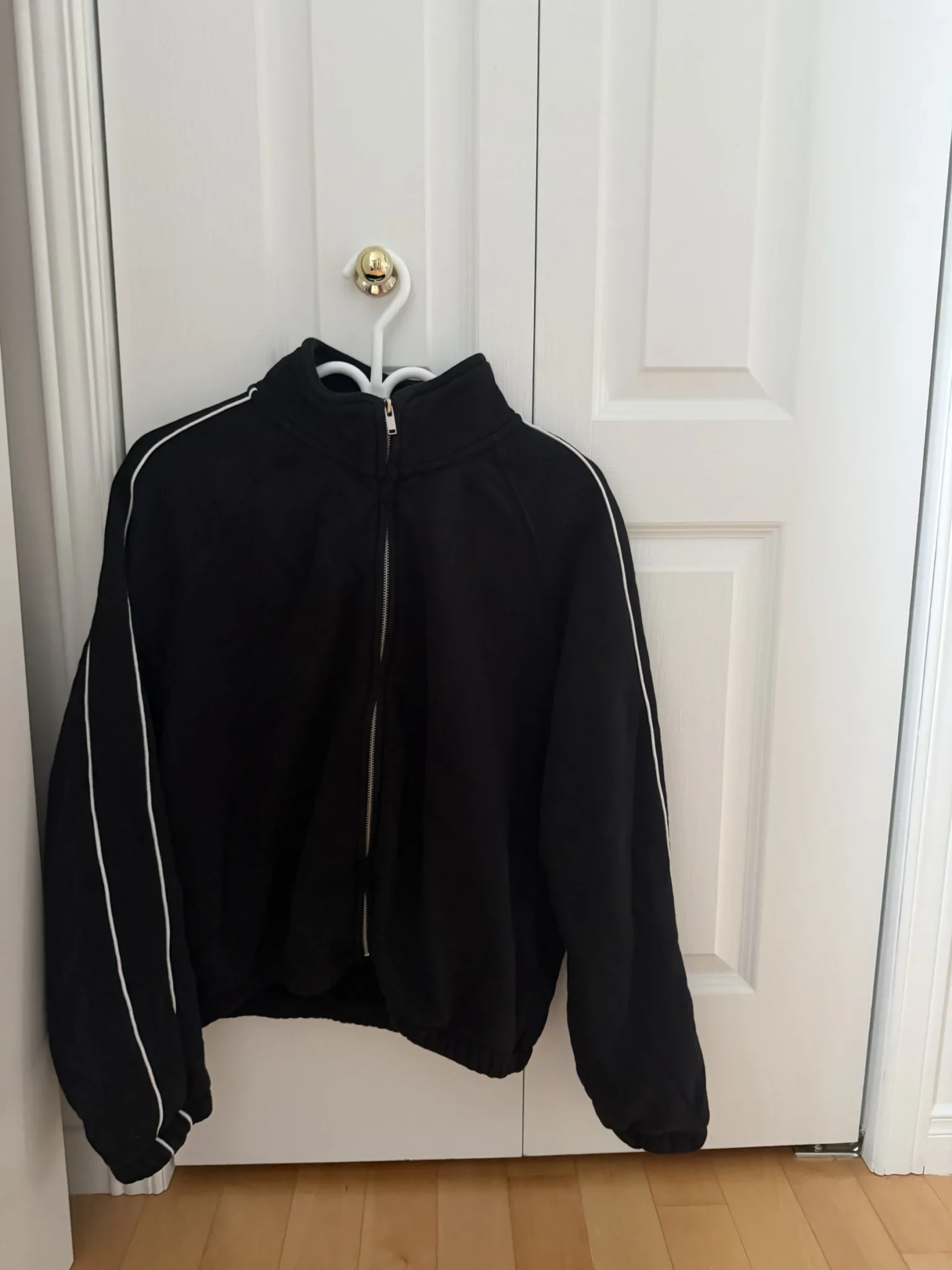 Image for Women’s oversized, loose-fitting jacket