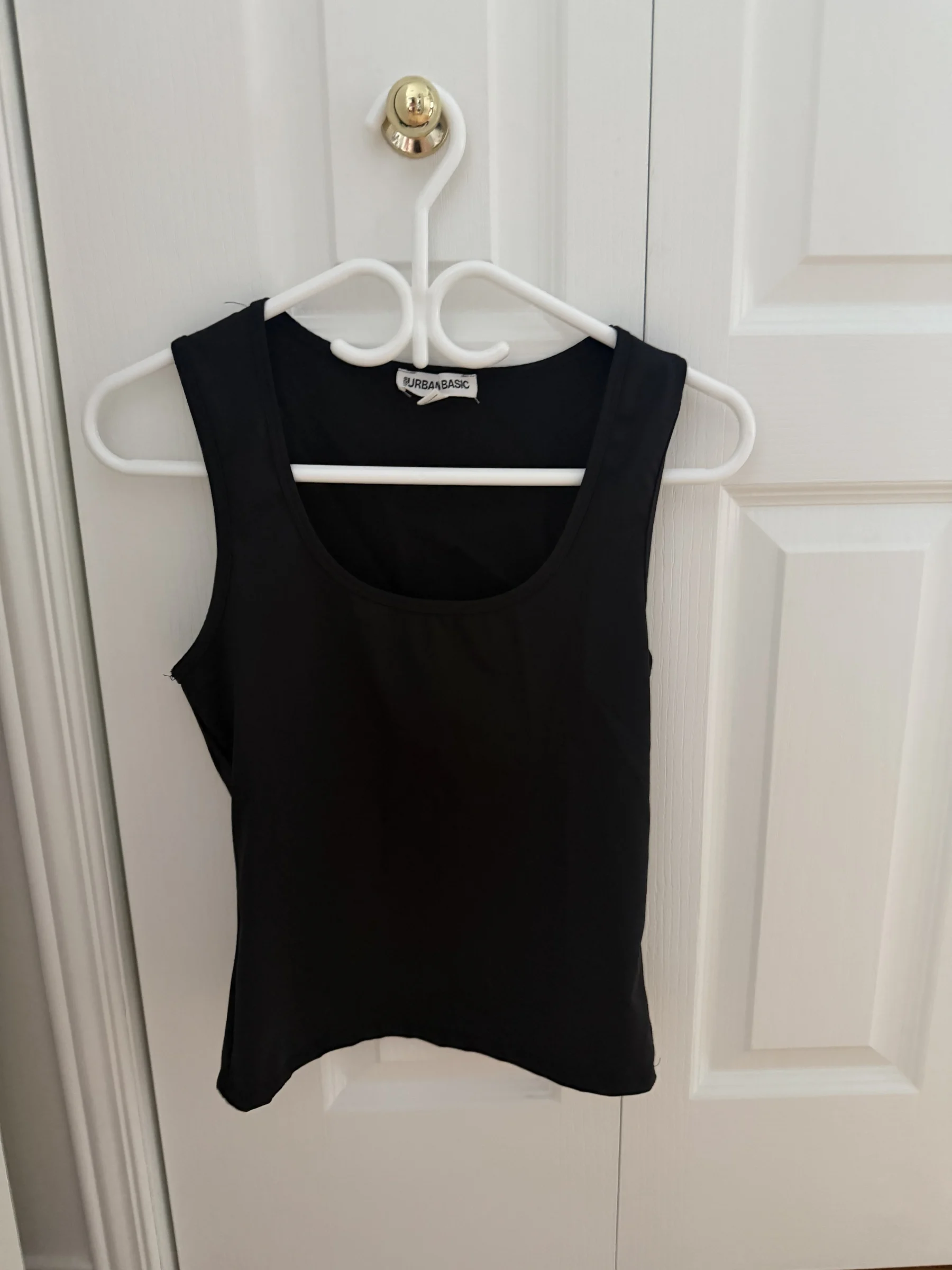 Black camisole, size medium *Other seconde main