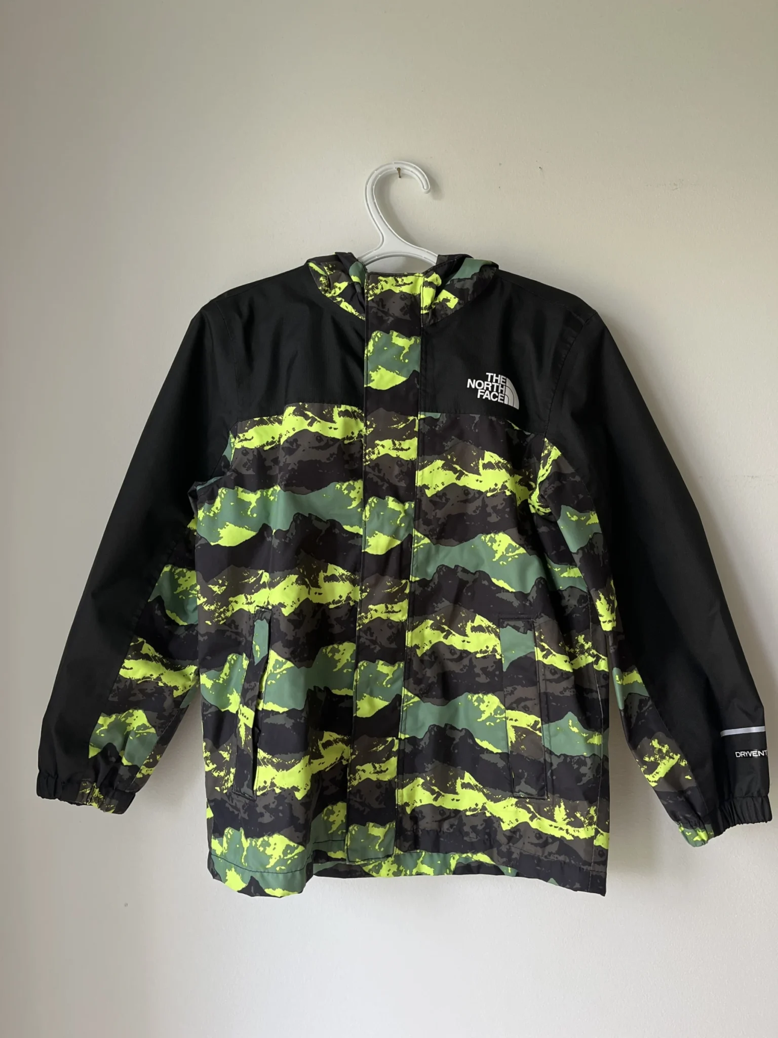 Featured image for Antora raincoat